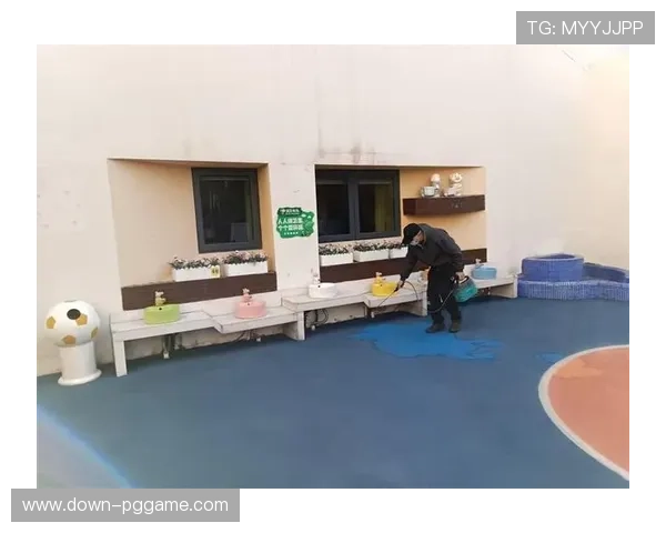 体育设施进行定期消毒 保障卫生安全